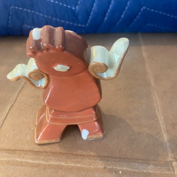 1990’s Disney Ceramic Cogsworth figurine from Beauty & the Beast - Picture 2 of 3